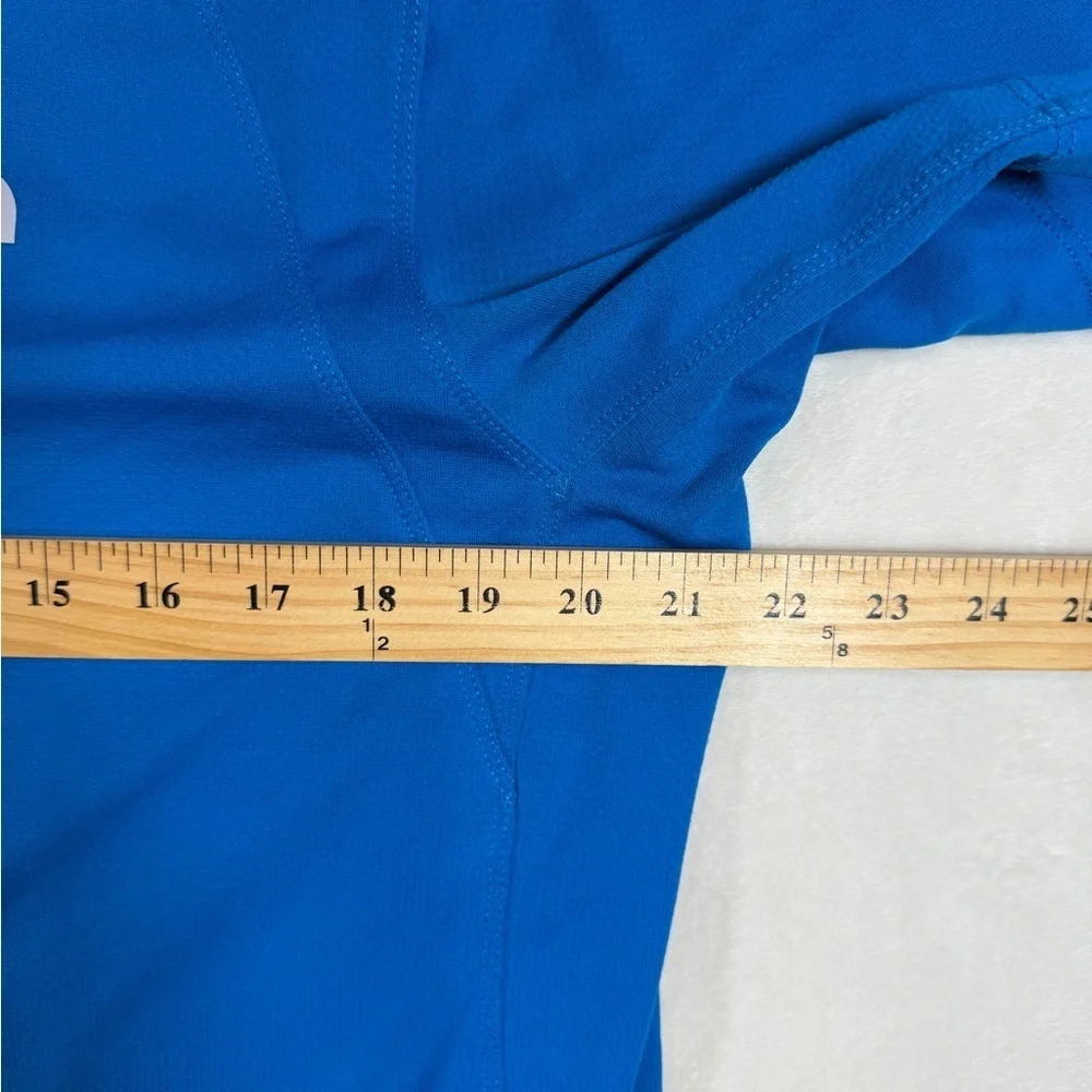 The North Face Men's Large VaporWick Performance Vibrant Blue Polo